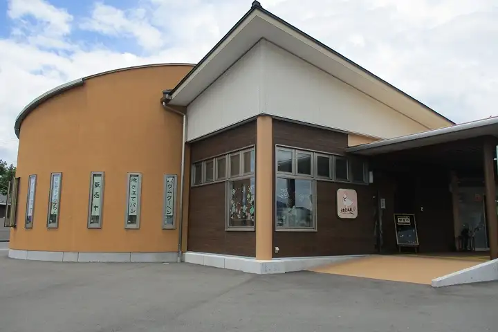 facility-hot-j